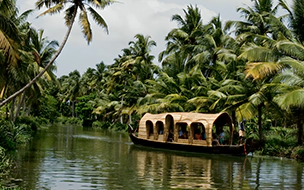 Kerala Backwaters Escape