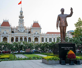 Explore-Colonial-Monuments