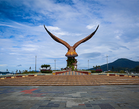 Eagle Square (Dataran Lang)